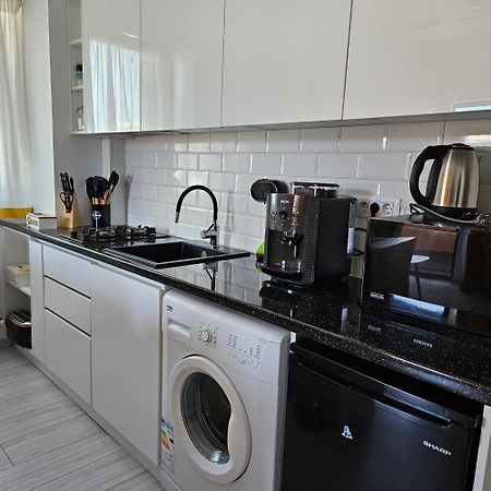 Apartament Dem Radulescu Langa Strand Râmnicu Vâlcea Εξωτερικό φωτογραφία