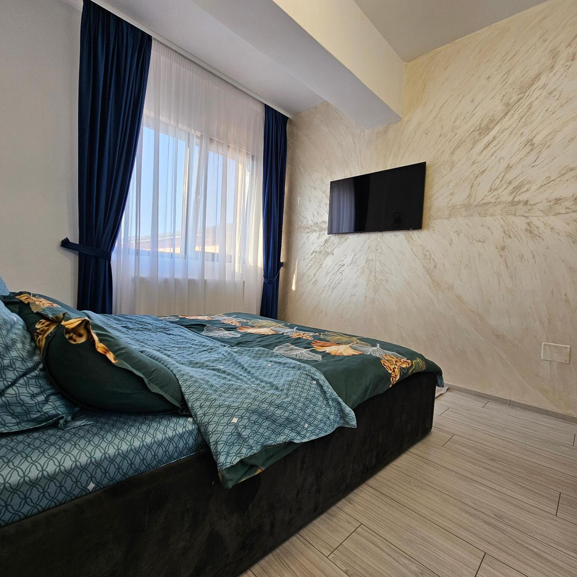 Apartament Dem Radulescu Langa Strand Râmnicu Vâlcea Εξωτερικό φωτογραφία